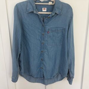 Levi's Light Blue Denim Shirt size large